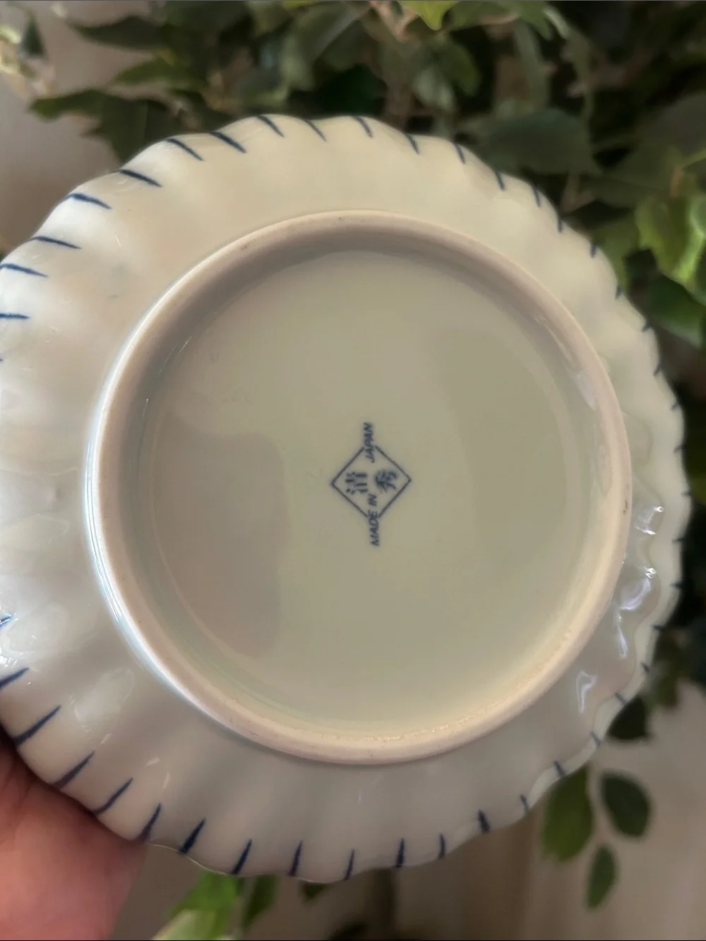 Vintage Japanese Tokusa Blue & White Fluted Ceramic Bowl.